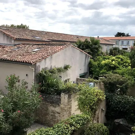 Cozy House With Free Private Parking * Saint-Martin-de-Ré